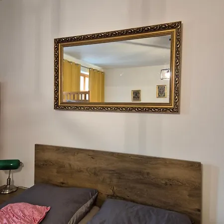 Ξενοδοχείο με διαμερίσματα Monelly 3*